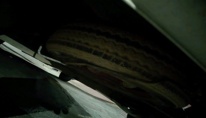 2020 Renault TRIBER RXZ, Petrol, Manual, 1,13,384 km, tyre