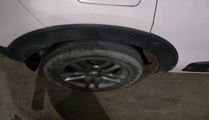 2020 Renault TRIBER RXZ, Petrol, Manual, 1,13,384 km, tyre