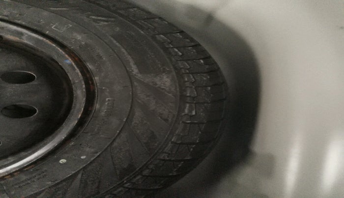 2023 Maruti Swift VXI AMT, Petrol, Automatic, 62,674 km, tyre