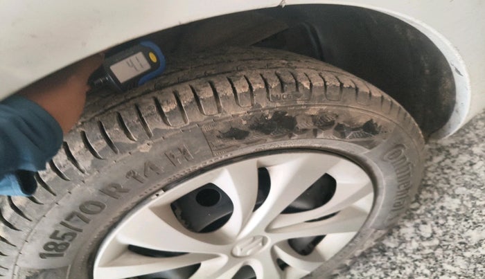 2023 Maruti Swift VXI AMT, Petrol, Automatic, 62,674 km, tyre