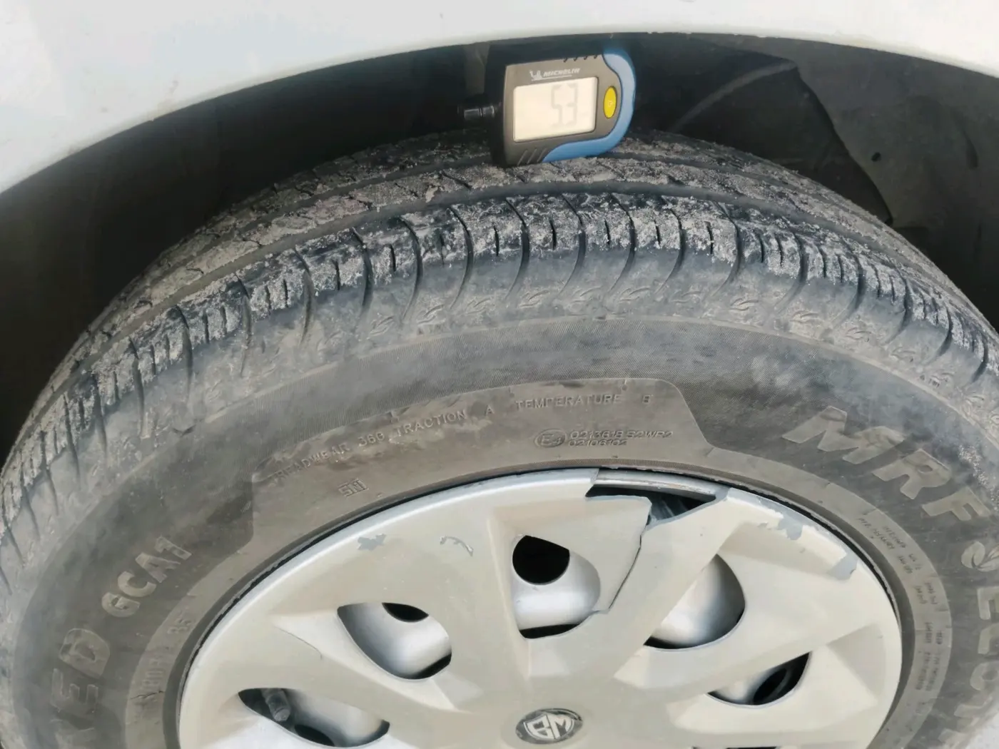 2025 Maruti Swift LXi, Petrol, Manual, 9,896 km, tyre