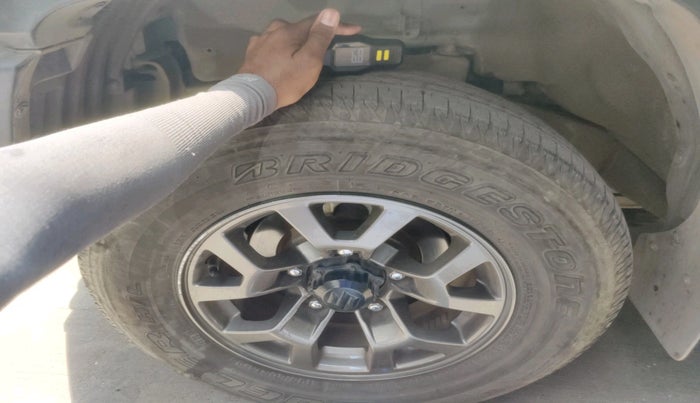 2023 Maruti JIMNY ALPHA ALL GRIP PRO AT, Petrol, Automatic, 13,208 km, tyre