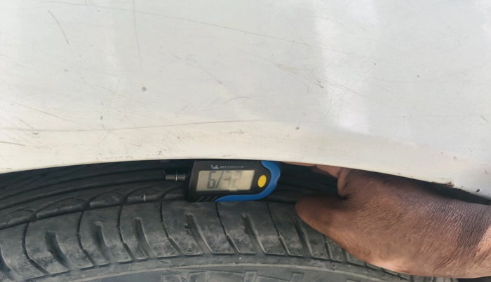 2011 Hyundai Accent GLE, Petrol, Manual, 61,223 km, tyre