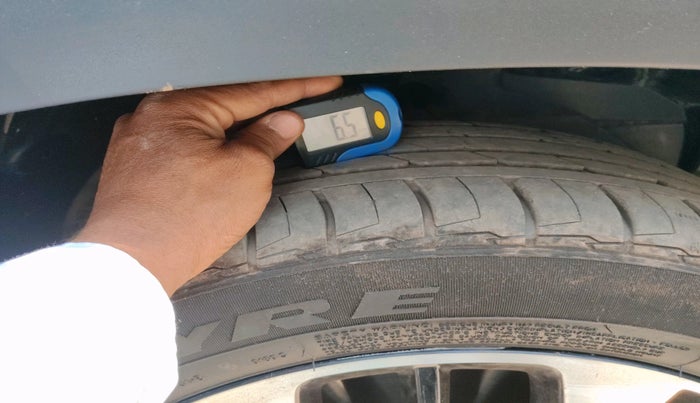 2022 MG HECTOR PLUS SHARP 2.0 DIESEL TURBO MT 6-STR, Diesel, Manual, 74,541 km, tyre