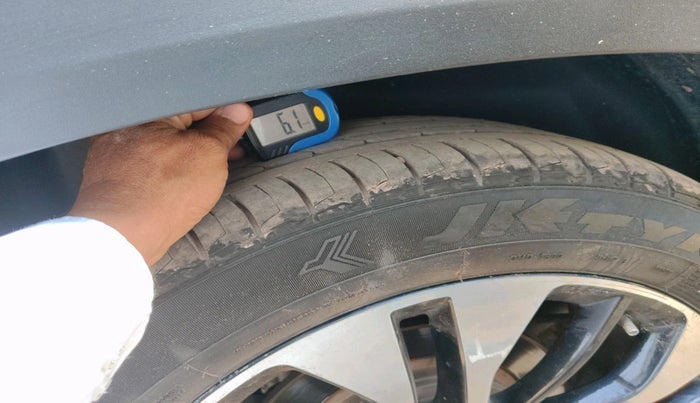 2022 MG HECTOR PLUS SHARP 2.0 DIESEL TURBO MT 6-STR, Diesel, Manual, 74,541 km, tyre