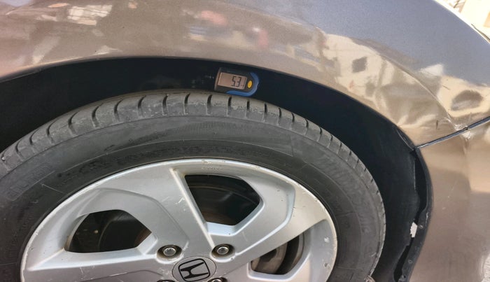 2014 Honda City 1.5L I-DTEC VX, Diesel, Manual, 99,638 km, tyre