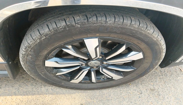 2020 MG HECTOR PLUS SHARP 2.0 DIESEL TURBO MT 6-STR, Diesel, Manual, 38,937 km, tyre