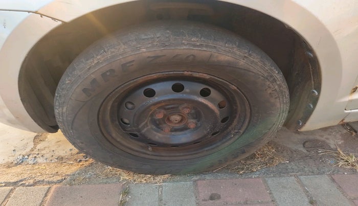 2011 Maruti Swift VDI, Diesel, Manual, 1,67,240 km, tyre