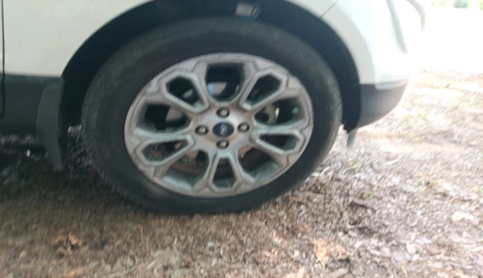 2018 Ford Ecosport TITANIUM 1.5L PETROL AT, Petrol, Automatic, 42,218 km, tyre