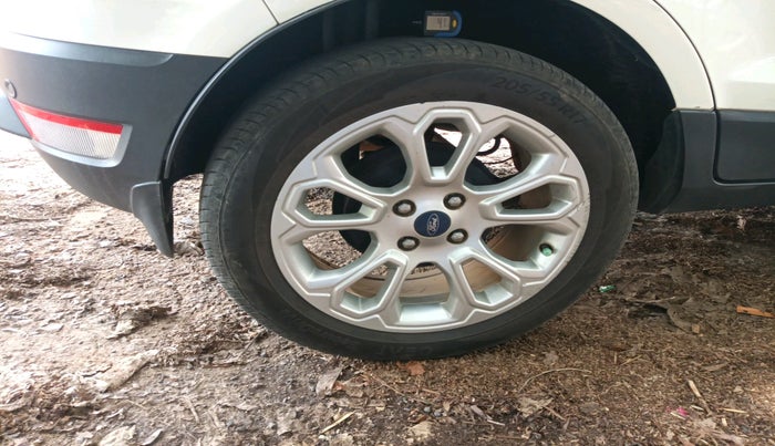 2018 Ford Ecosport TITANIUM 1.5L PETROL AT, Petrol, Automatic, 42,218 km, tyre