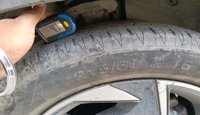 2024 KIA SONET HTX 1.5 AT, Diesel, Automatic, 30,263 km, tyre