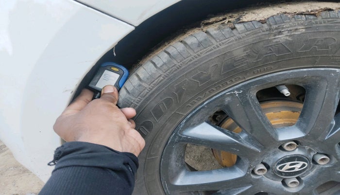 2012 Hyundai i20 MAGNA 1.2, CNG, Manual, 85,694 km, tyre