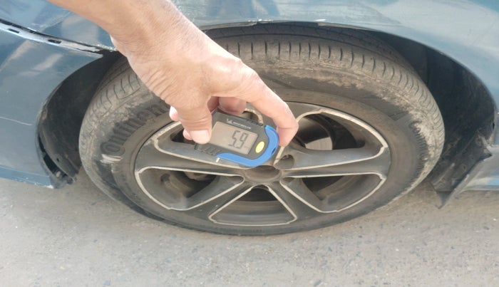 2017 Volkswagen Ameo COMFORTLINE 1.5L, Diesel, Manual, 1,56,923 km, tyre