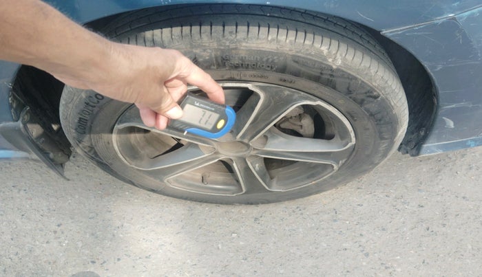 2017 Volkswagen Ameo COMFORTLINE 1.5L, Diesel, Manual, 1,56,923 km, tyre