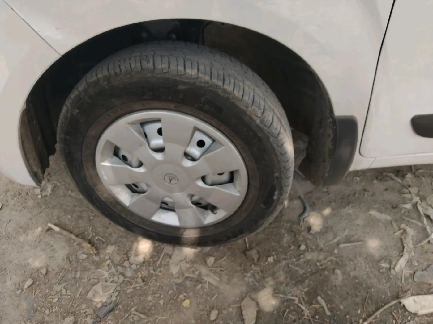 2025 Maruti New Wagon-R LXI CNG 1.0, CNG, Manual, 28,863 km, tyre