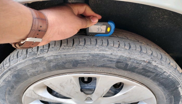 2018 Maruti Baleno DELTA PETROL 1.2, CNG, Manual, 39,545 km, tyre