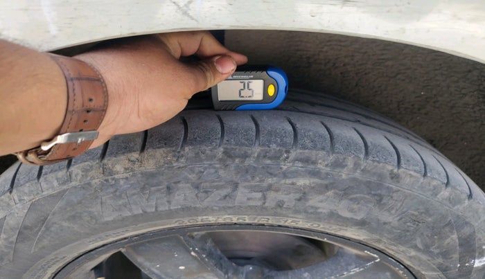 2016 Ford Ecosport TREND 1.5L DIESEL, Diesel, Manual, 1,49,064 km, tyre