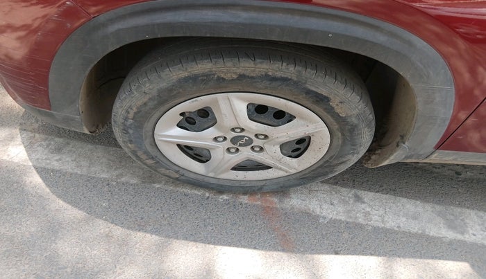 2022 KIA SELTOS HTK 1.5 PETROL, Petrol, Manual, 52,844 km, tyre