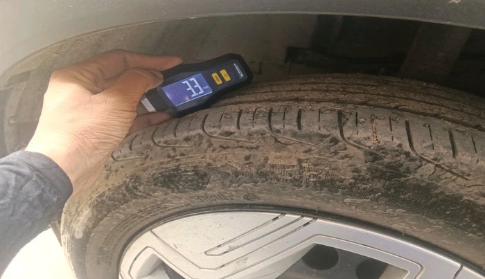 2024 Tata NEXON Pure S 1.2 iCNG, CNG, Manual, 35,329 km, tyre