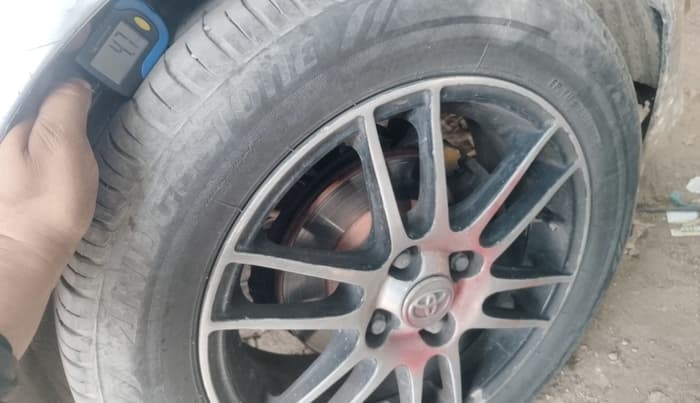 2012 Honda Brio E MT, CNG, Manual, 1,11,171 km, tyre