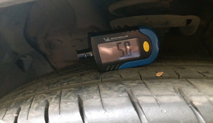 2022 Hyundai Creta EX 1.5 PETROL, Petrol, Manual, 64,804 km, tyre