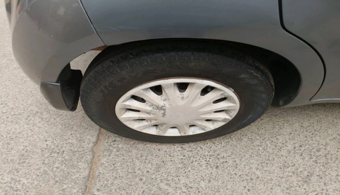 2009 Maruti Ritz VDI, Diesel, Manual, 1,14,734 km, tyre