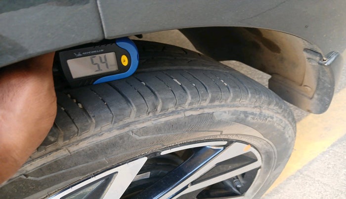 2024 Hyundai NEW I20 ASTA (O) 1.2 IVT, Petrol, Automatic, 12,695 km, tyre