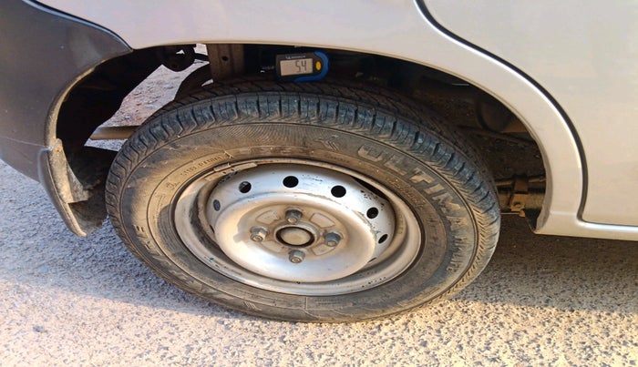 2012 Maruti Alto LXI, Petrol, Manual, 58,182 km, tyre