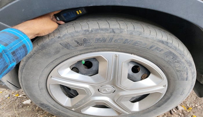 2020 Tata NEXON XMA SUNROOF PETROL, CNG, Automatic, 1,05,559 km, tyre