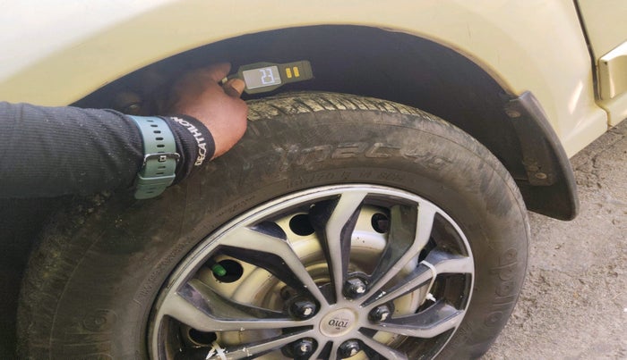 2011 Mahindra Verito D2 BS-III, Diesel, Manual, 67,185 km, tyre