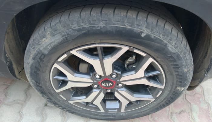 2020 KIA SELTOS GTX PLUS AT 1.5 DIESEL, Diesel, Automatic, 1,56,343 km, tyre
