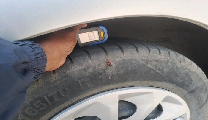 2018 Datsun Go T, CNG, Manual, 80,024 km, tyre