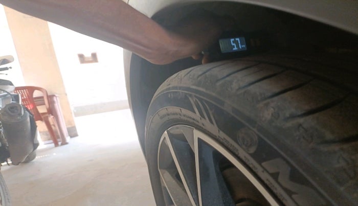 2023 Skoda KUSHAQ MONTE CARLO 1.0L TSI AT, Petrol, Automatic, 17,400 km, tyre