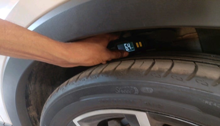 2023 Skoda KUSHAQ MONTE CARLO 1.0L TSI AT, Petrol, Automatic, 17,400 km, tyre