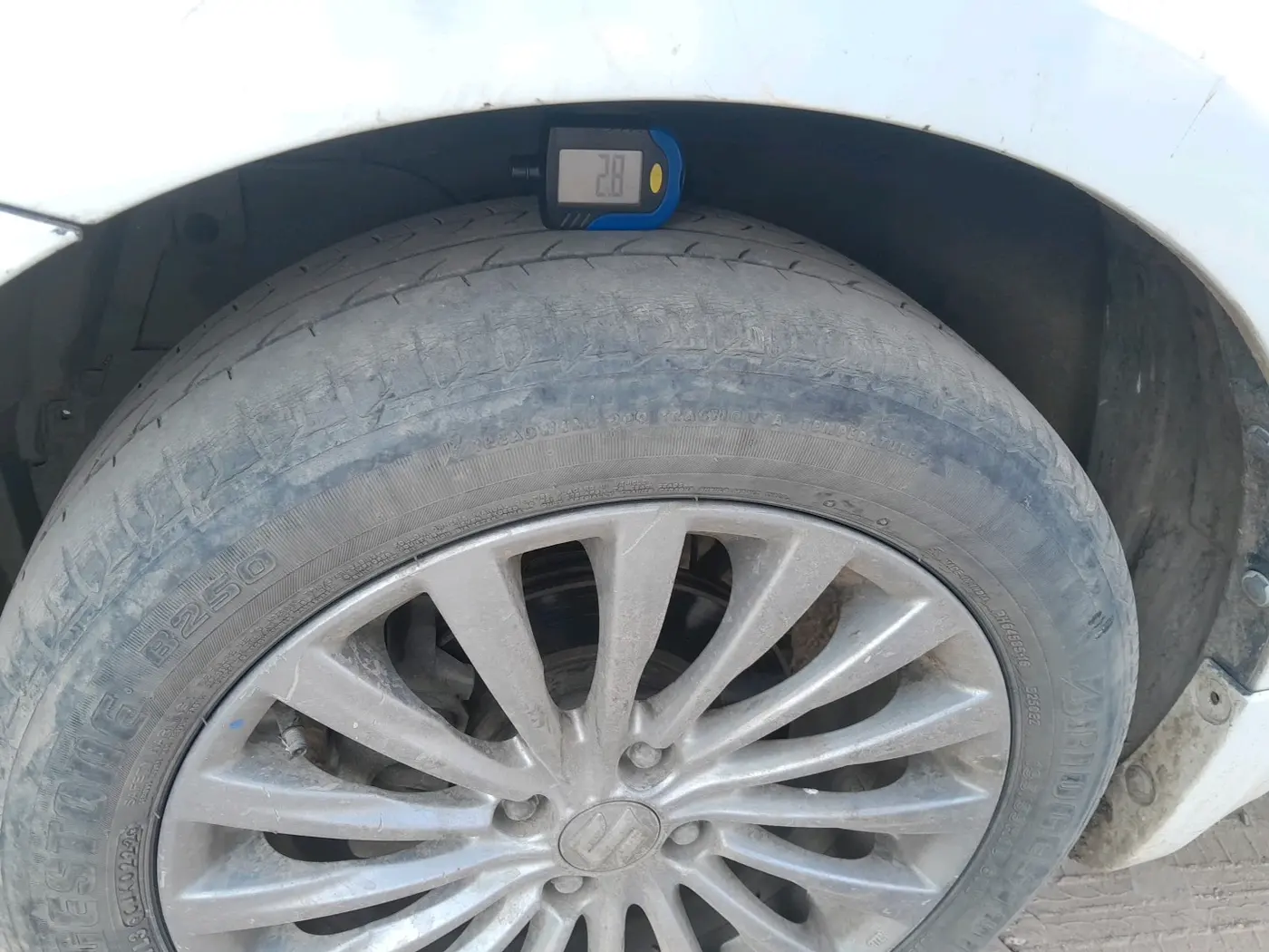 2015 Maruti Ciaz ZDI+ SHVS, Diesel, Manual, 85,865 km, tyre