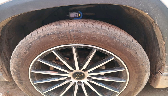 2023 Maruti Grand Vitara SIGMA SMART HYBRID, Petrol, Manual, 40,928 km, tyre