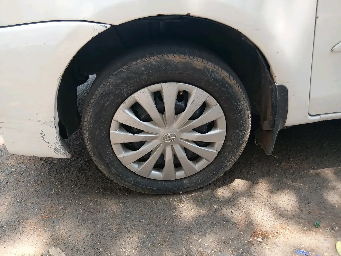 2012 Toyota Etios GD, Diesel, Manual, 1,59,392 km, tyre