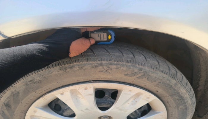 2016 Honda Amaze 1.2L I-VTEC S, Petrol, Manual, 53,235 km, tyre