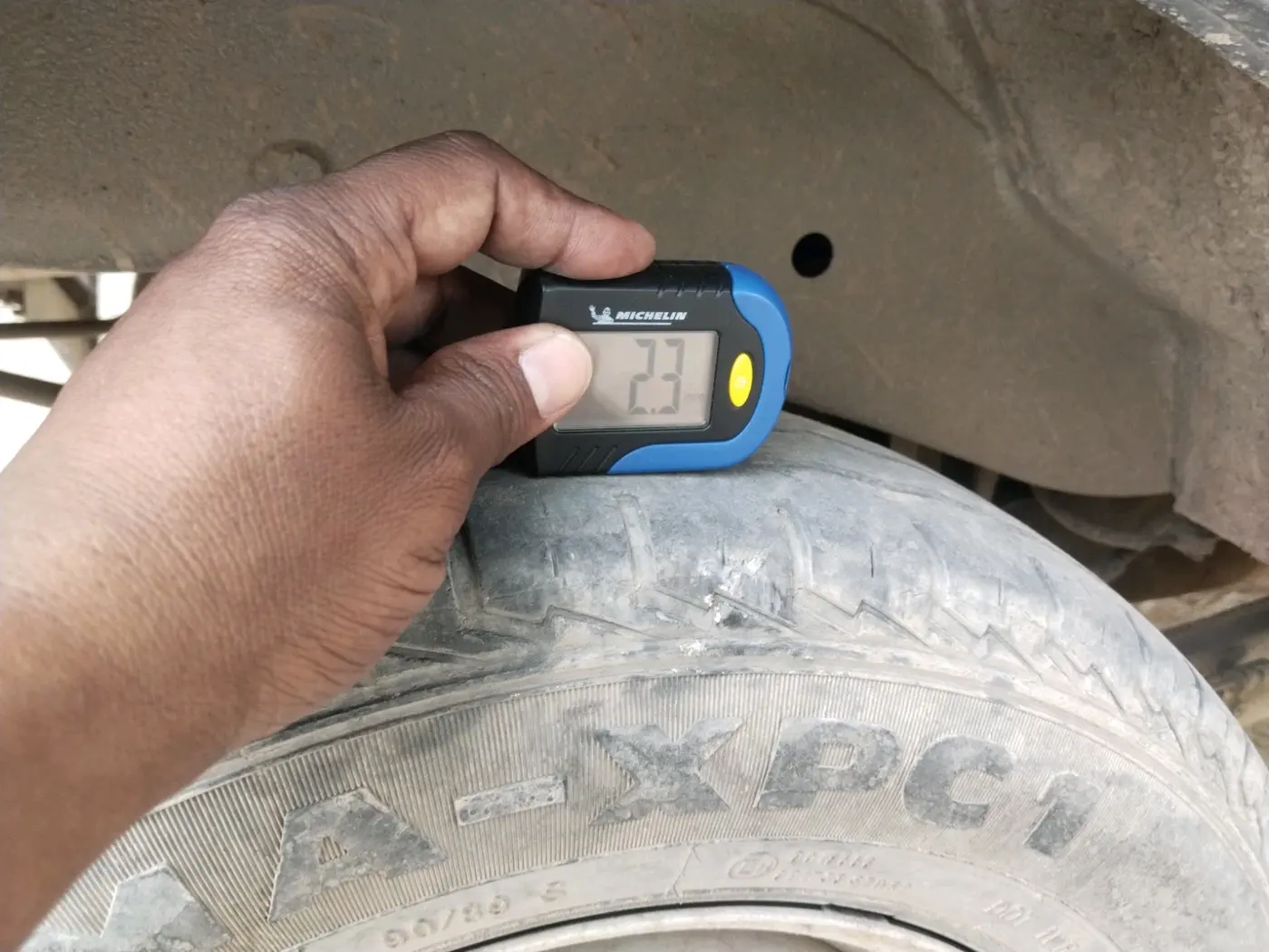 2023 Maruti Eeco 7 STR STD 1.2, Petrol, Manual, 33,206 km, tyre