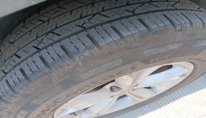 2019 Tata Harrier XZ 2.0L, Diesel, Manual, 1,07,325 km, tyre