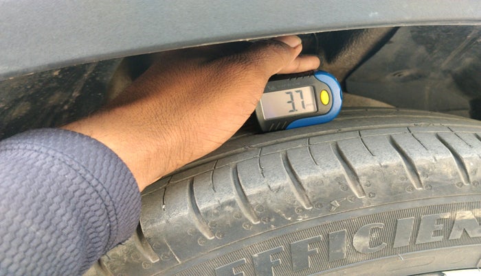 2023 MG HECTOR PLUS SHARP PRO 1.5 PETROL TURBO CVT 7 STR, Petrol, Automatic, 29,093 km, tyre