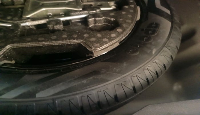 2022 Toyota URBAN CRUISER PREMIUM GRADE AT, Petrol, Automatic, 13,642 km, tyre