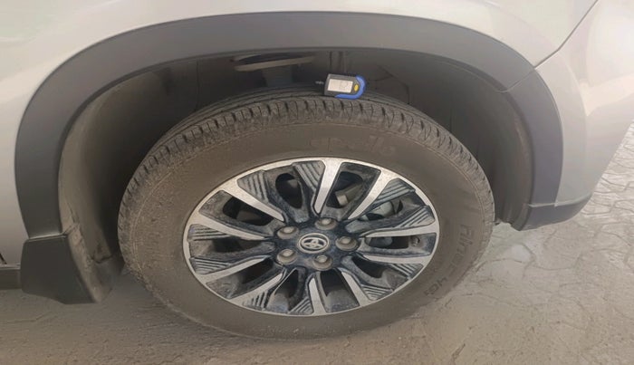 2022 Toyota URBAN CRUISER PREMIUM GRADE AT, Petrol, Automatic, 13,642 km, tyre