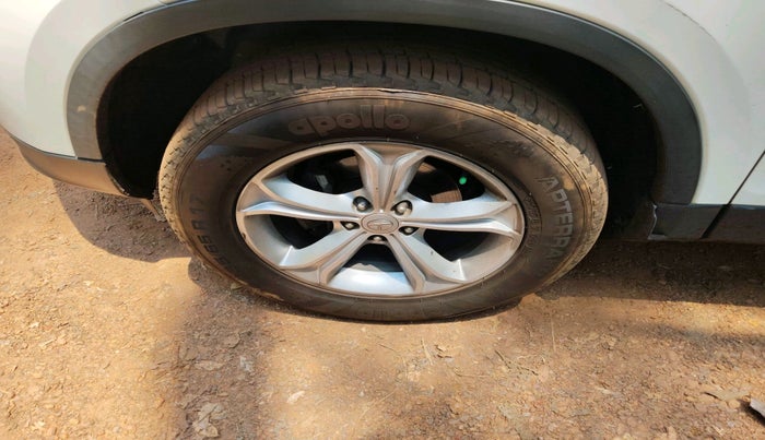 2022 Tata Harrier XT 2.0L KRYOTEC, Diesel, Manual, 37,217 km, tyre