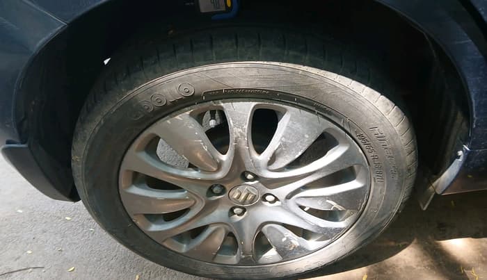 2017 Maruti Baleno ZETA CVT PETROL 1.2, Petrol, Automatic, 74,136 km, tyre