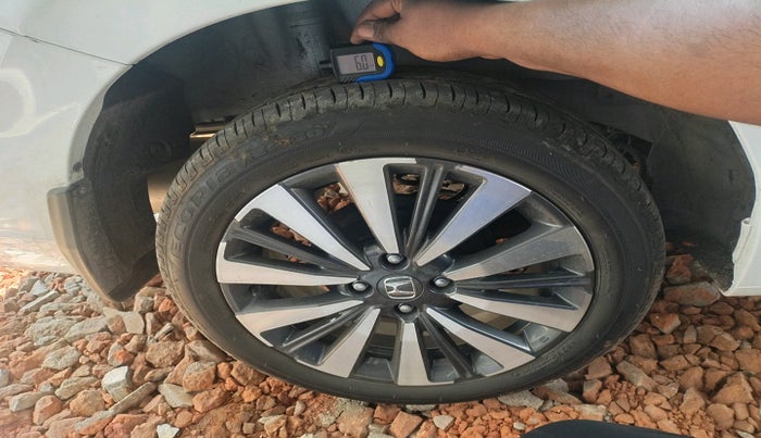 2024 Honda City 1.5L I-VTEC ZX CVT, Petrol, Automatic, 5,970 km, tyre