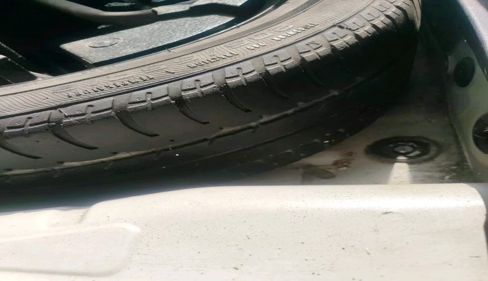 2017 Skoda Octavia 2.0 TDI CR STYLE PLUS AT, Diesel, Automatic, 72,689 km, tyre