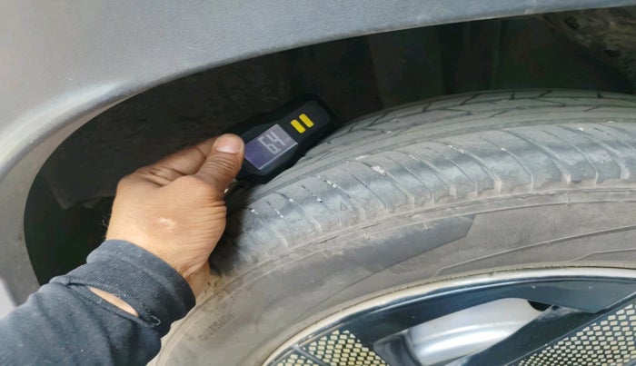 2024 Nissan MAGNITE Visia EZ-Shift, Petrol, Automatic, 16,343 km, tyre