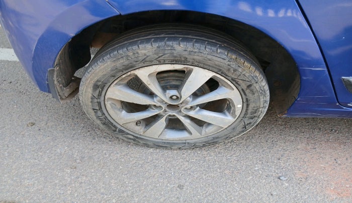 2017 Hyundai Elite i20 ASTA 1.4 CRDI, Diesel, Manual, 1,01,681 km, tyre