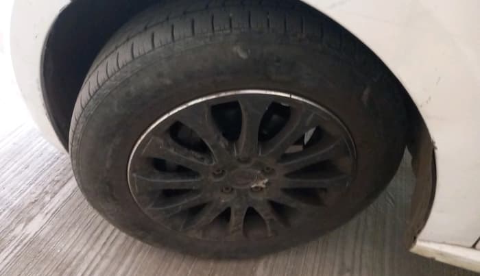 2015 Skoda Rapid 1.5 TDI CR ELEGANCE AT, Diesel, Automatic, 82,697 km, tyre